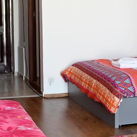 Lovely 1 Bedroom Apartment With Free Street Parking Βουκουρέστι Εξωτερικό φωτογραφία